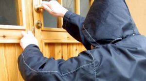 REGIONALI: DE LUCA E IL MASOCHISMO DEI CAMPANI