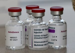 <H2></noscript>PARTITO IL DRIVE VACCINE PRESIDY? COSÌ DICONO… <br><H4><font color='black'>Passaparola e segnali di fumo tra tamponi e vaccini...