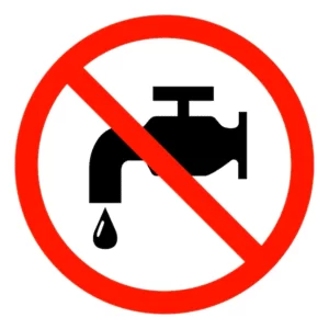 ACQUA NON POTABILE E SCUOLE APERTE: CHIEDERE CHIAREZZA NON SIGNIFICA ATTACCARE NESSUNO.